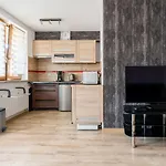 Apartament Strefa Centrum - Z Prywatnym Parkingiem - Space Apart